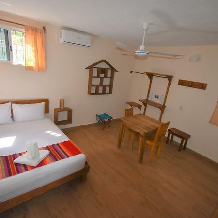 Casa Almendro Hotel Тулум Екстериор снимка