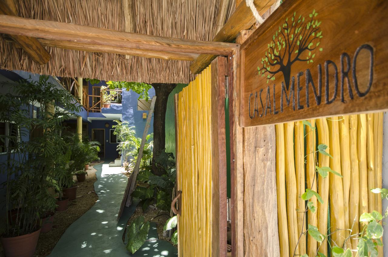 Casa Almendro Hotel Тулум Екстериор снимка