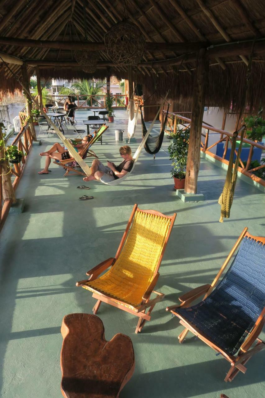 Casa Almendro Hotel Тулум Екстериор снимка