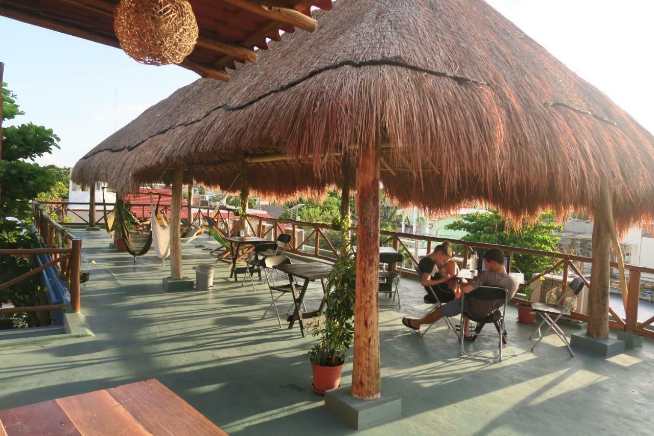 Casa Almendro Hotel Тулум Екстериор снимка