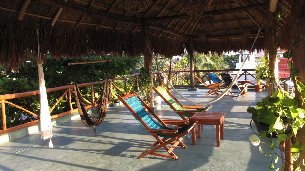 Casa Almendro Hotel Тулум Екстериор снимка