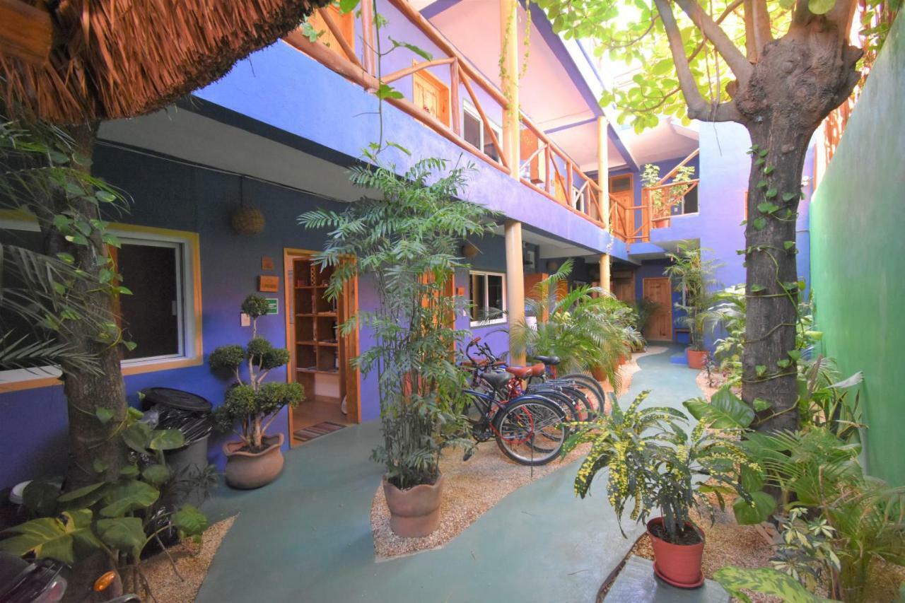 Casa Almendro Hotel Тулум Екстериор снимка