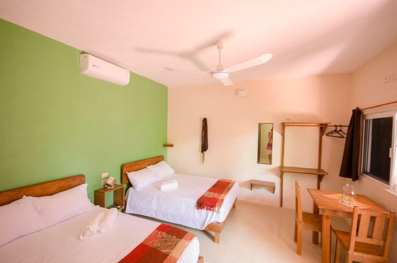 Casa Almendro Hotel Тулум Екстериор снимка